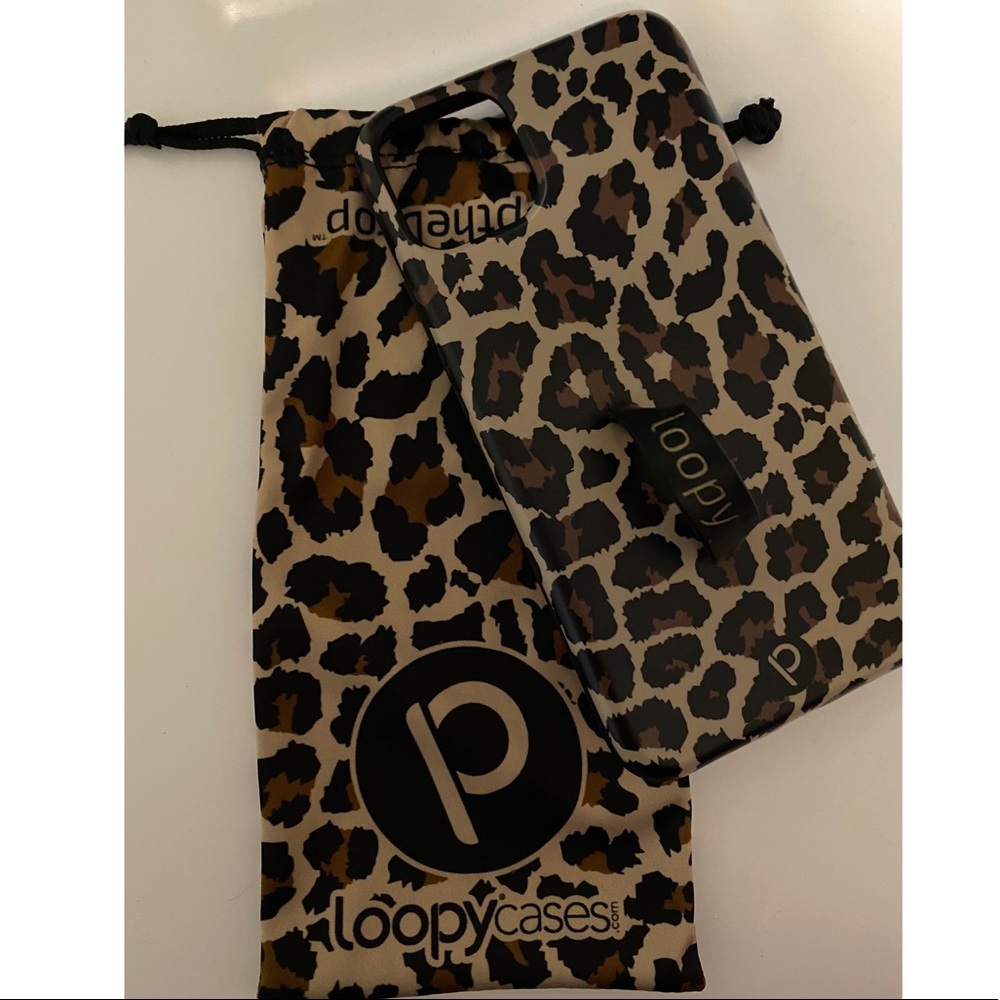 iPhone 11 Pro Max Cheetah Loopy Case